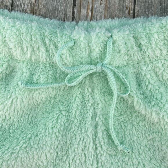 Fuzzy Sherpa Cozy Lounge Shorts Size S - Picture 2 of 9